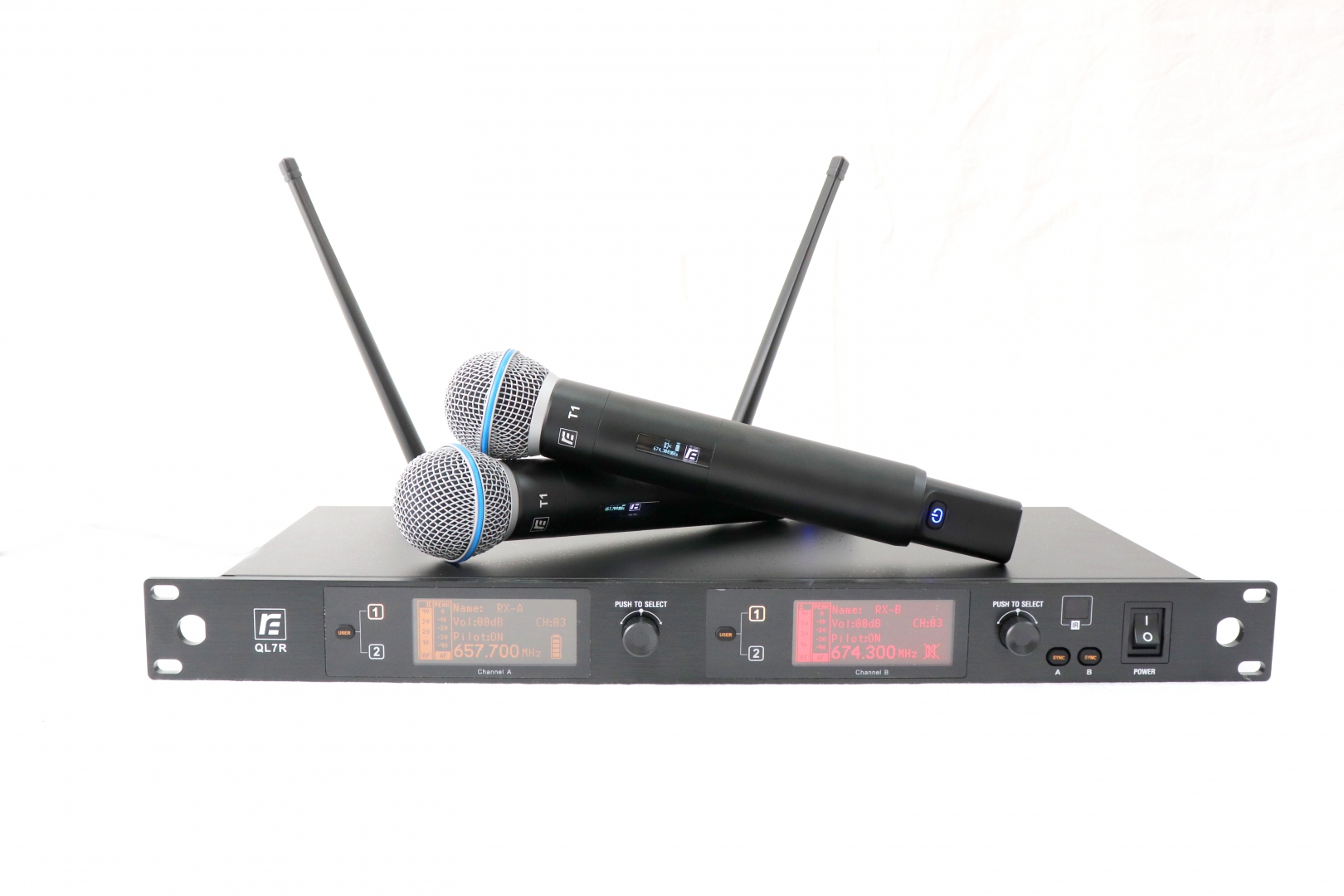 RFIntell QL7R/T1-B 720,500-754,000 МГц 2-канальная радиосистема с 2-мя ручными микрофонами в Забайкальске