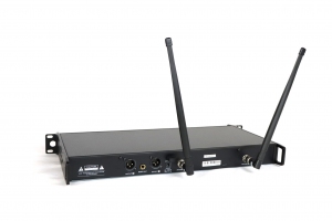 RFIntell QL7R/T1-A 651,800-683,400 МГц 2-канальная радиосистема с 2-мя ручными микрофонами в Забайкальске